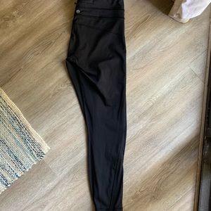 Lululemon Cropped Leggings